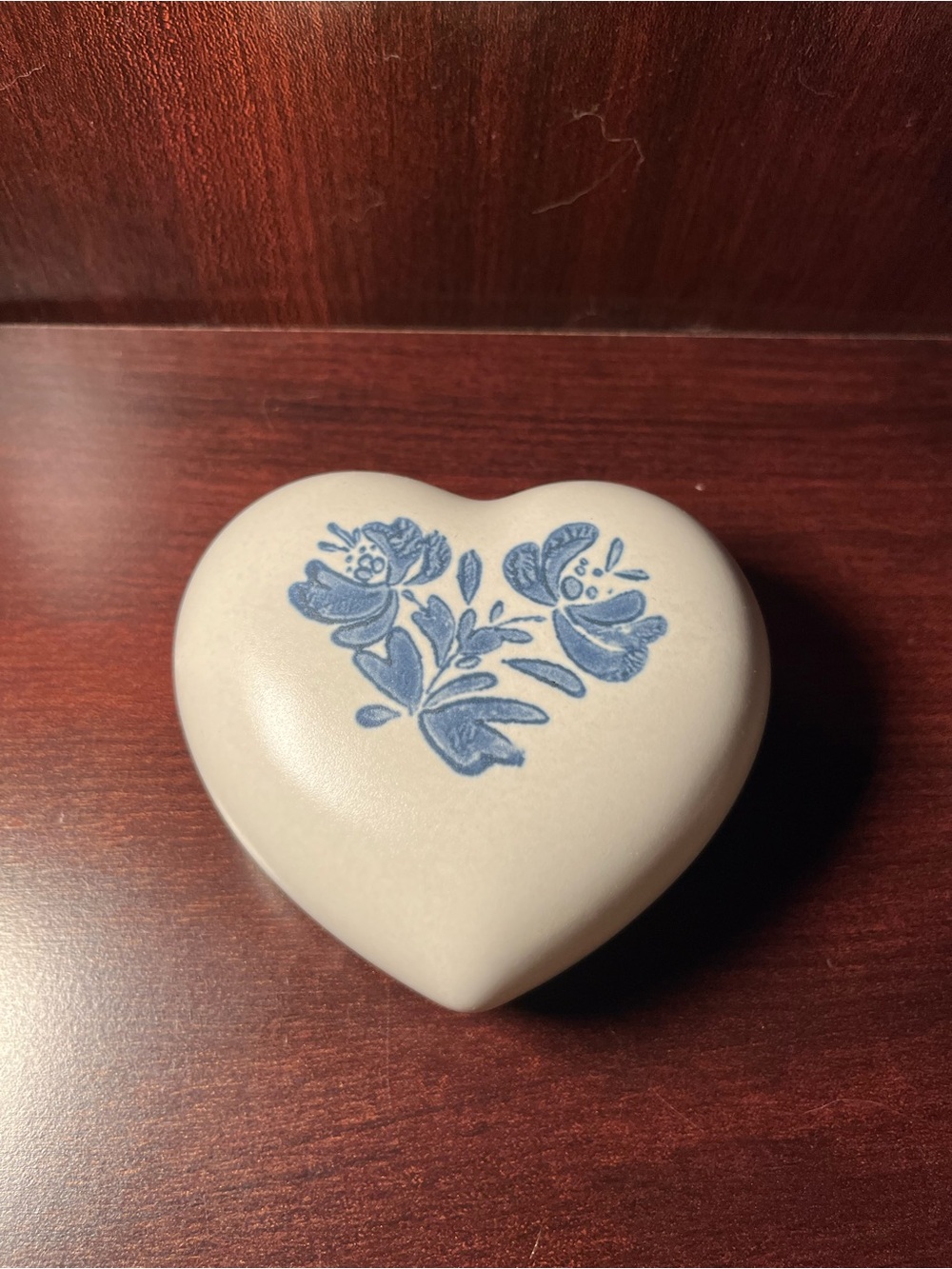 Vintage Pfaltzgraff Yorktowne Heart Shaped Ceramic Pomander Sachet Potpourri Hol